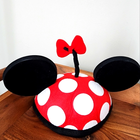 Disney Accessories - Disney Original Minnie Mouse Ears never worn
